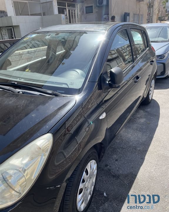 2011' Hyundai i20 יונדאי photo #4