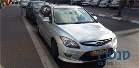 2011' Hyundai i30 photo #2