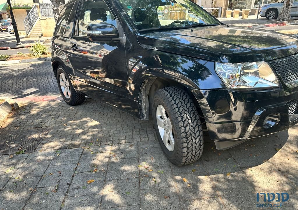 2010' Suzuki Grand Vitara סוזוקי גרנד ויטרה photo #2