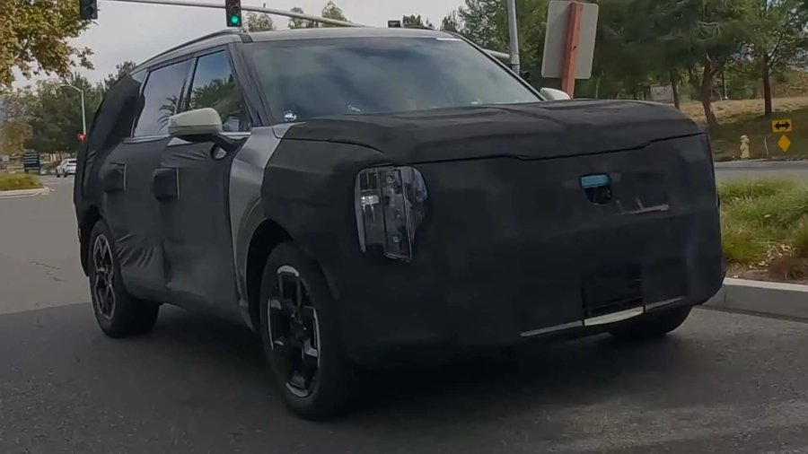 New Kia Telluride Stalked in California