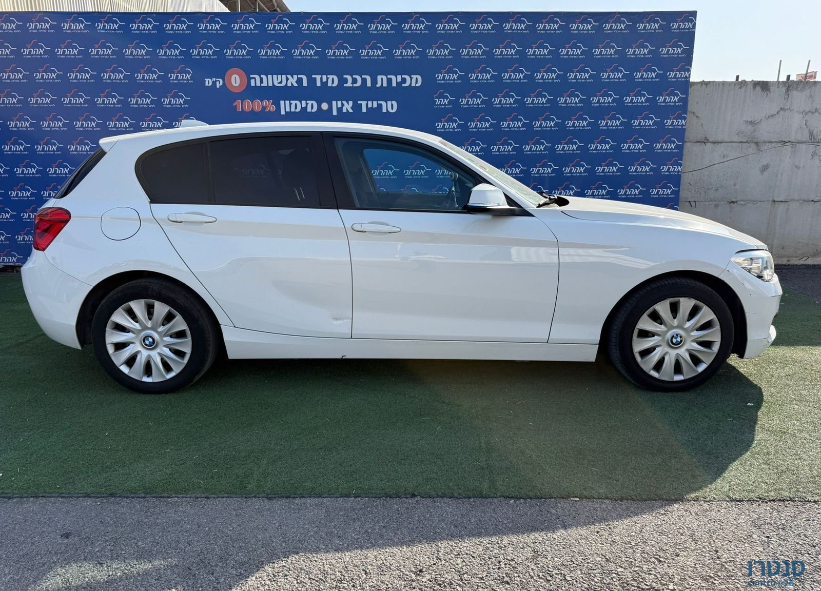 2017' BMW 1 Series ב מ וו סדרה 1 photo #1