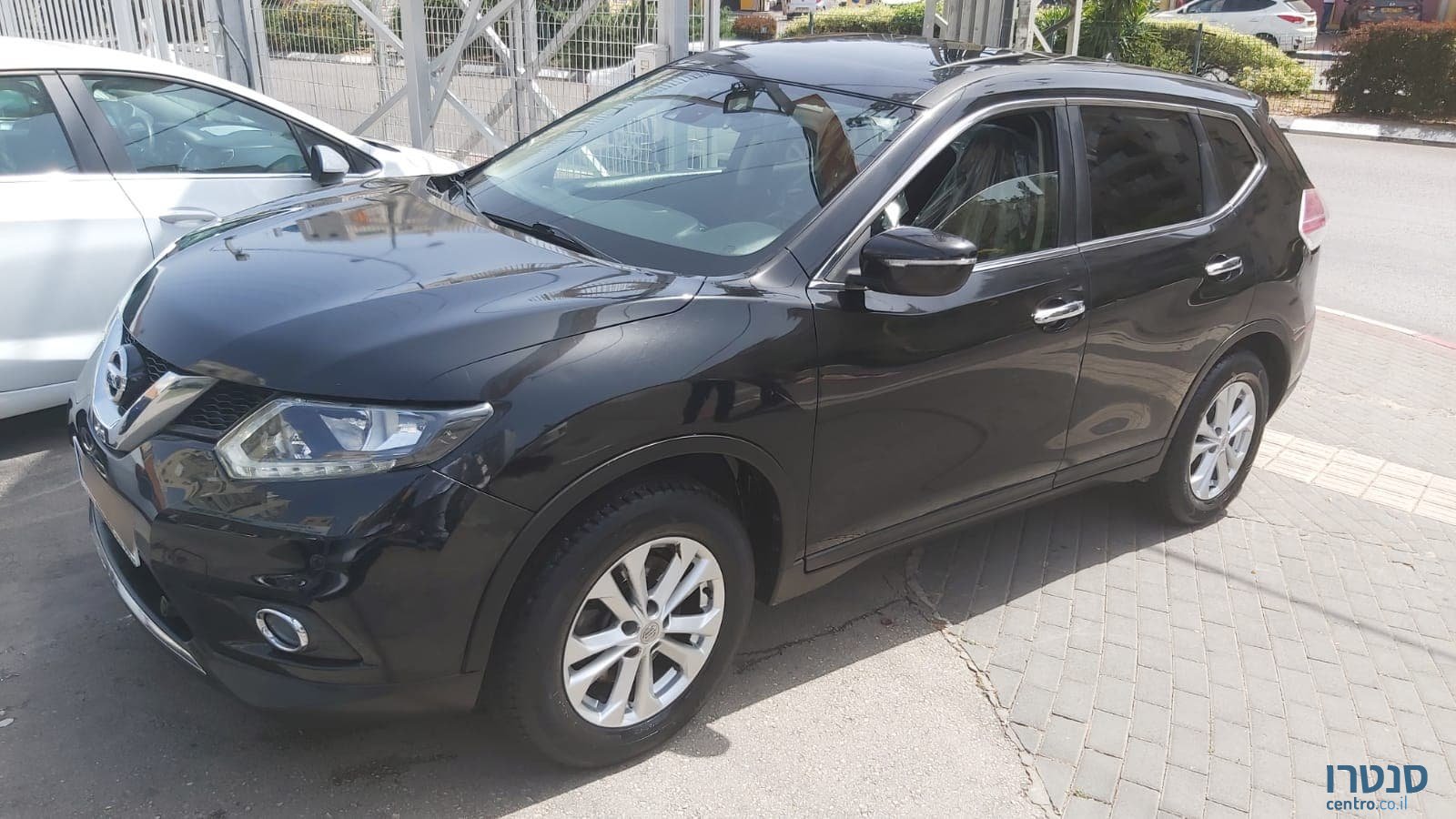 2017' Nissan X-Trail photo #1