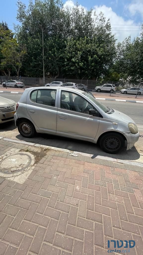 2001' Toyota Yaris טויוטה יאריס photo #3