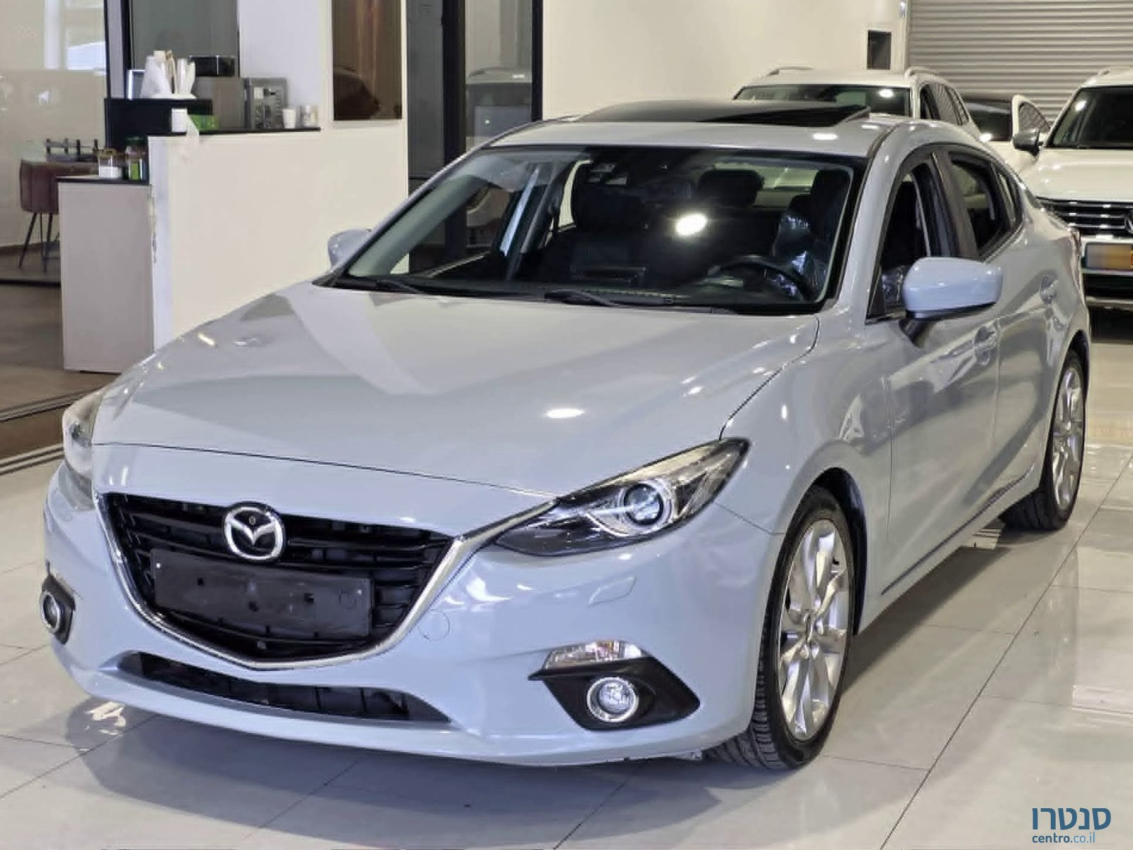2014' Mazda 3 photo #1