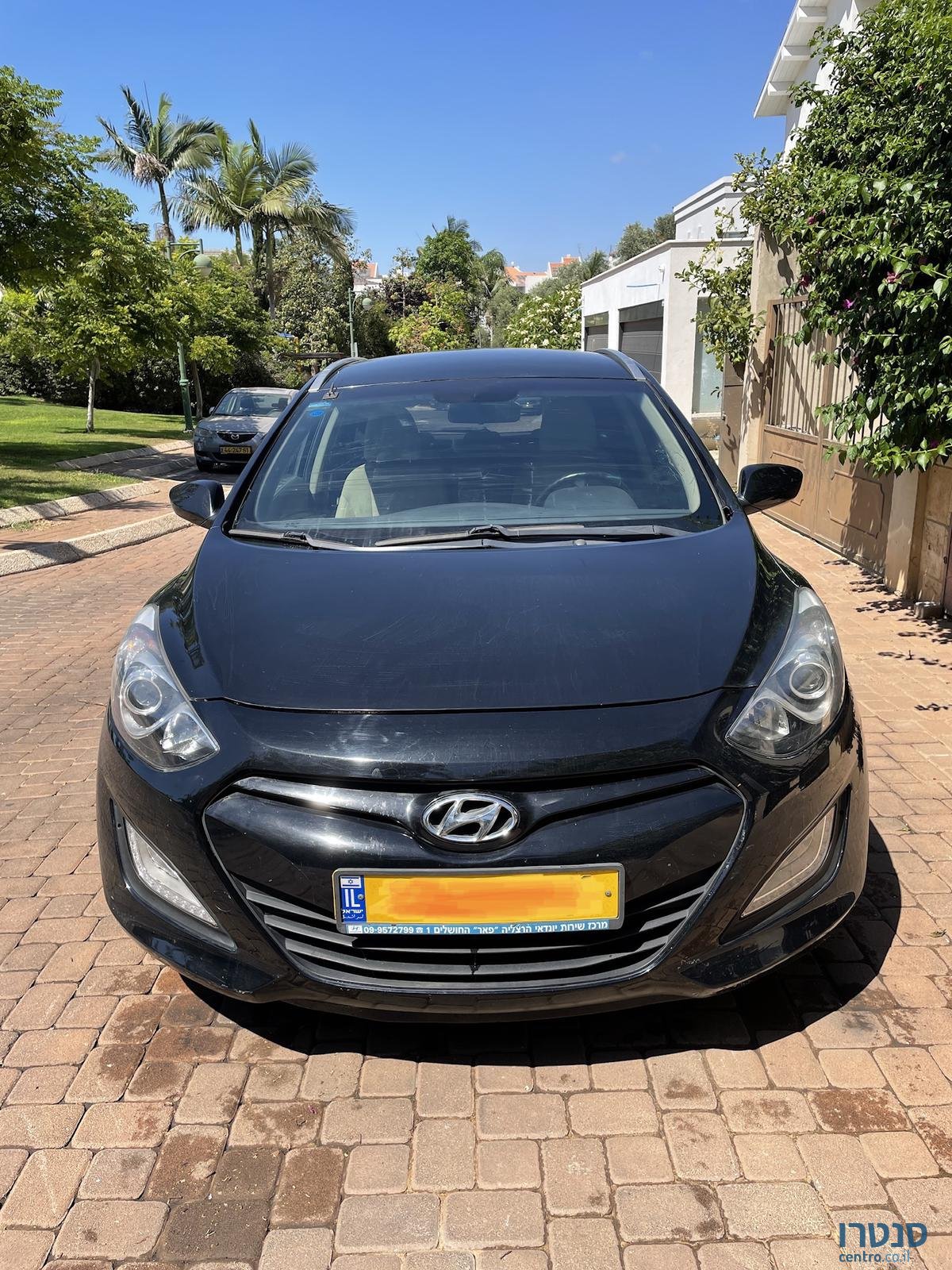 2013' Hyundai i30 photo #2