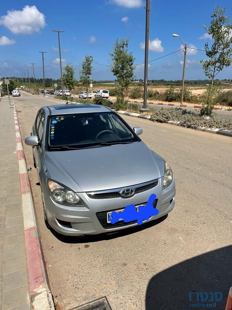 2010' Hyundai i30 יונדאי photo #3