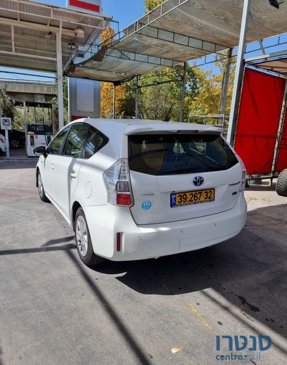 2015' Toyota Prius טויוטה פריוס photo #2