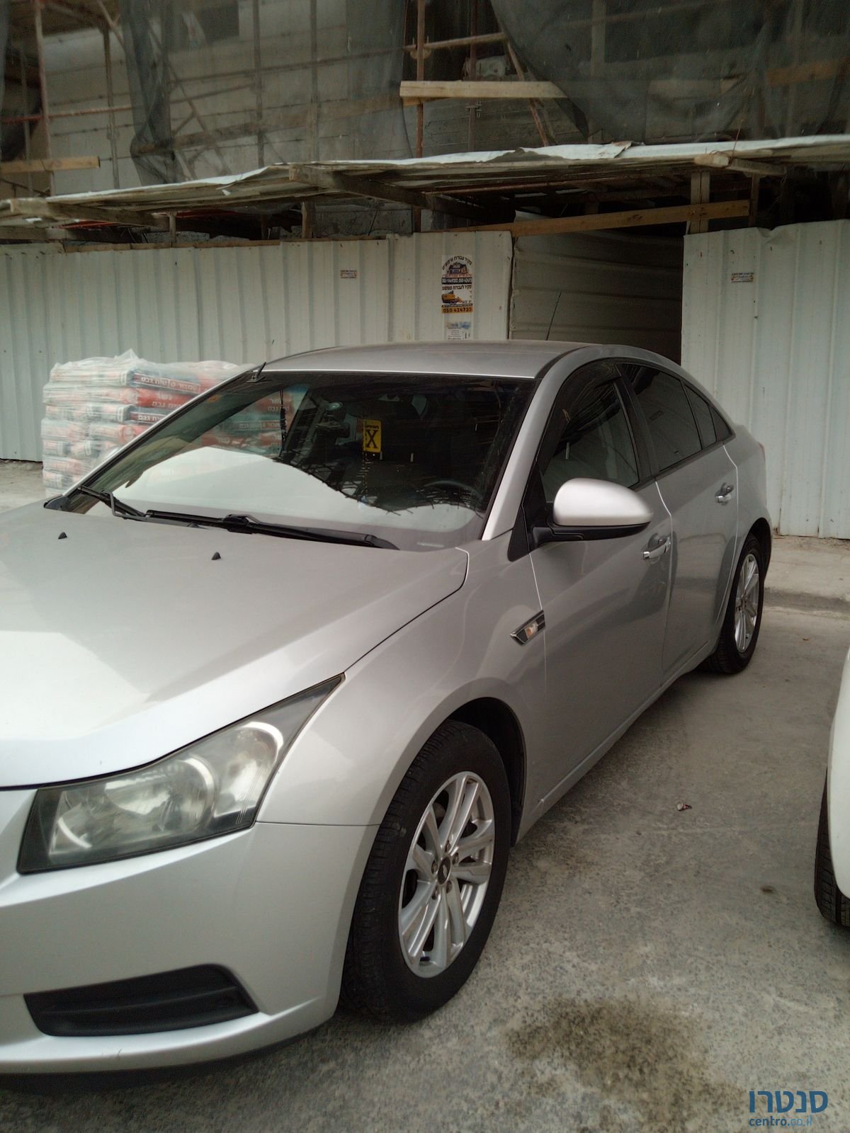 2011' Chevrolet Cruze photo #5