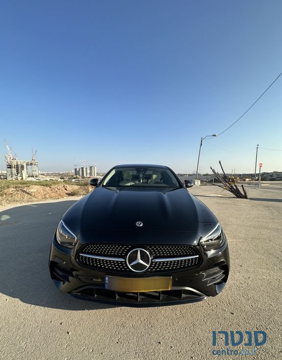 2022' Mercedes-Benz E-Class מרצדס photo #3