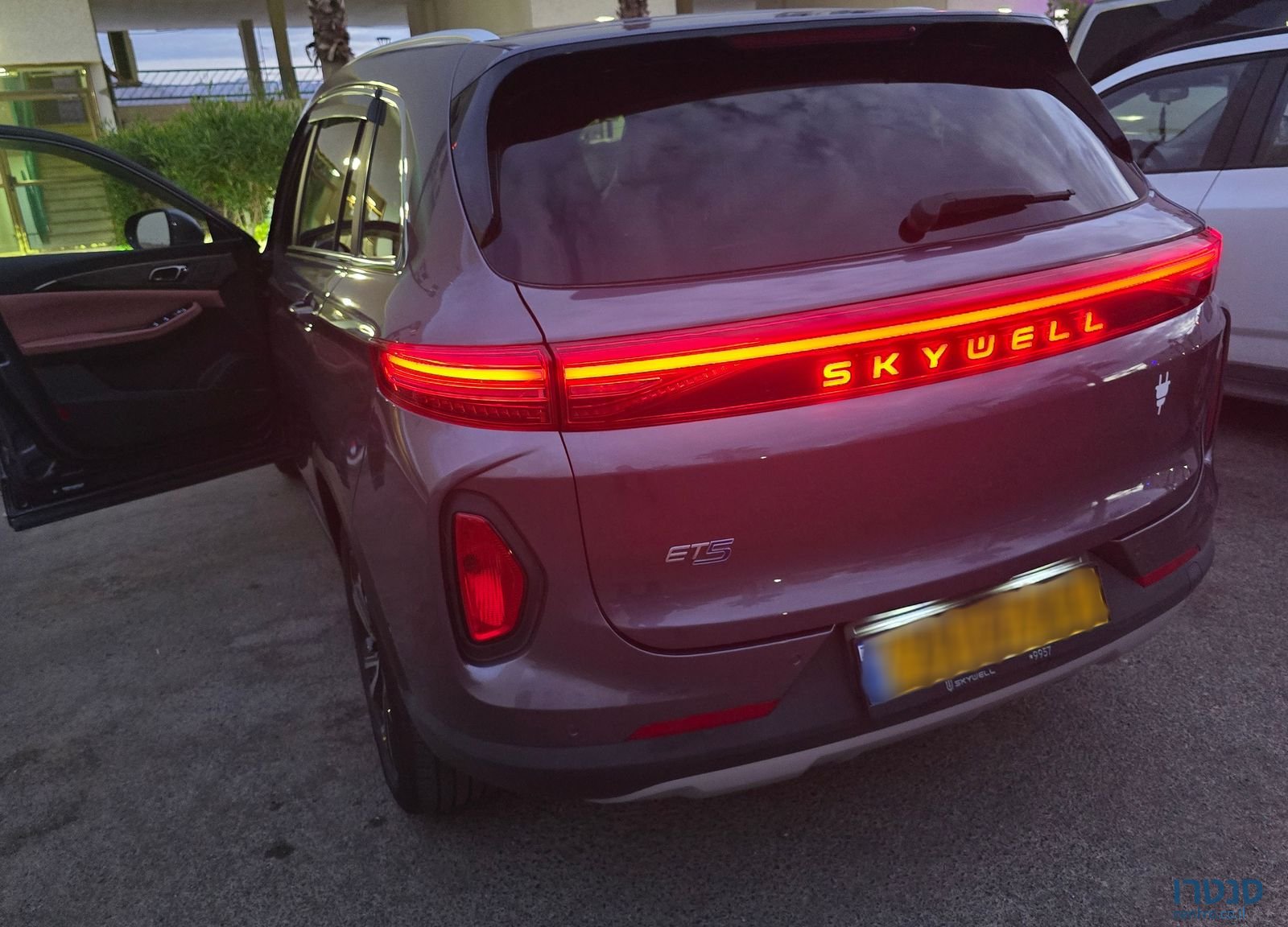 2023' Skywell ET5 סקייוול photo #3