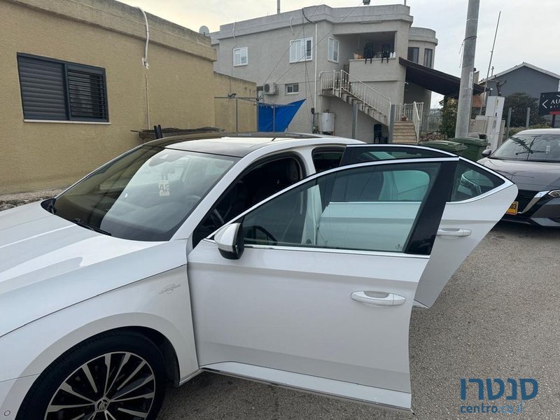 2021' Skoda Superb סקודה סופרב photo #5