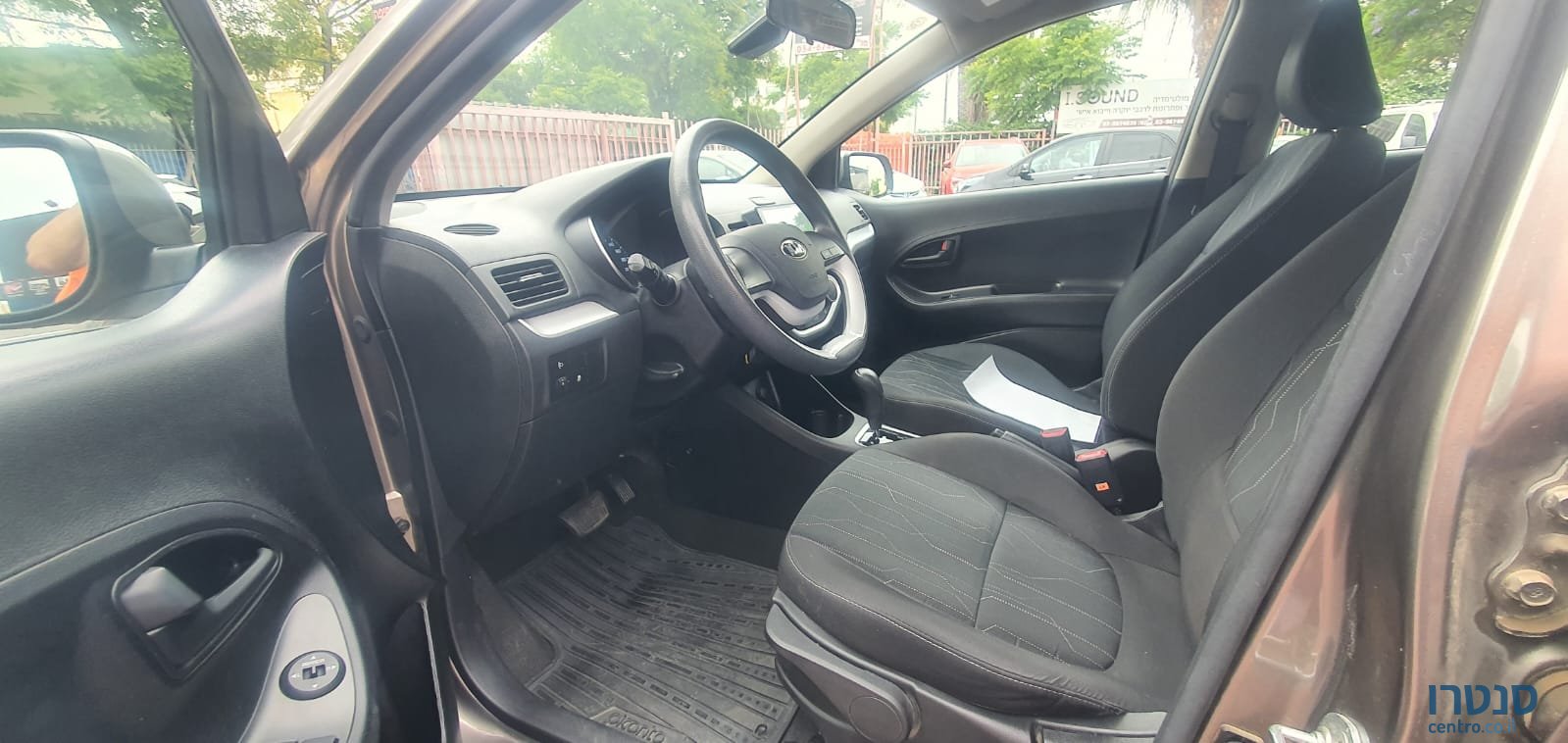 2017' Kia Picanto photo #5