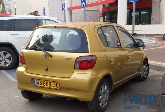 2002' Toyota Yaris photo #3
