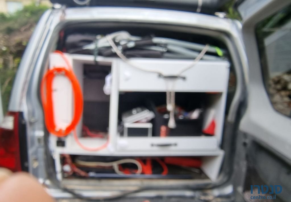 2004' Mitsubishi Pajero מיצובישי פג'רו photo #3