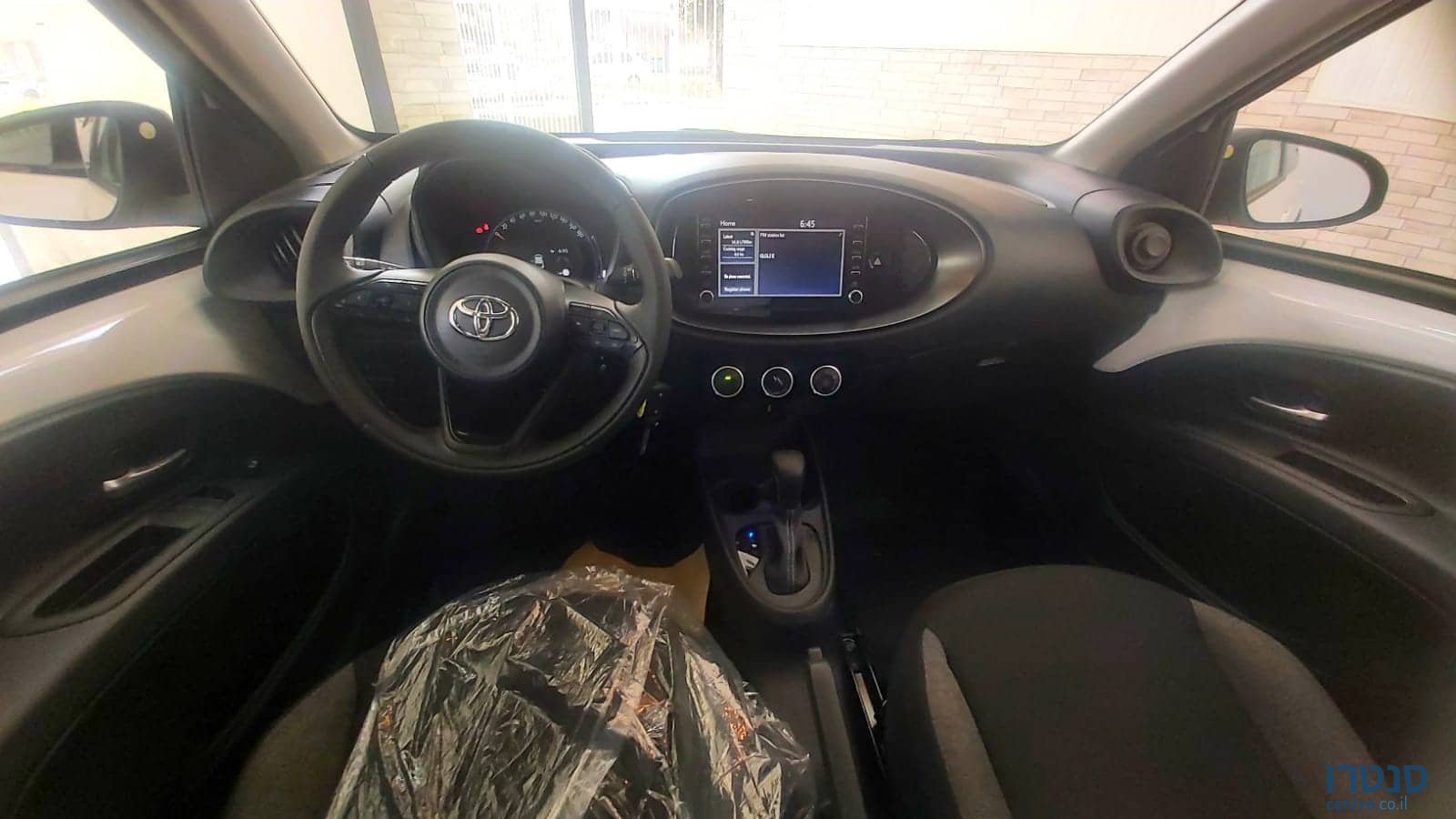 2022' Toyota Aygo photo #5