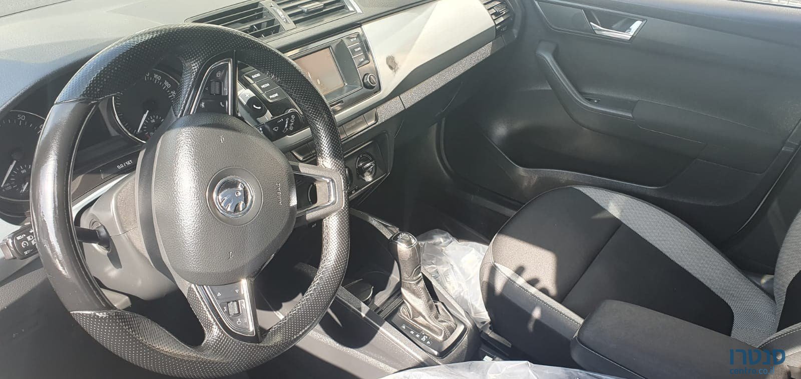 2017' Skoda Fabia photo #3