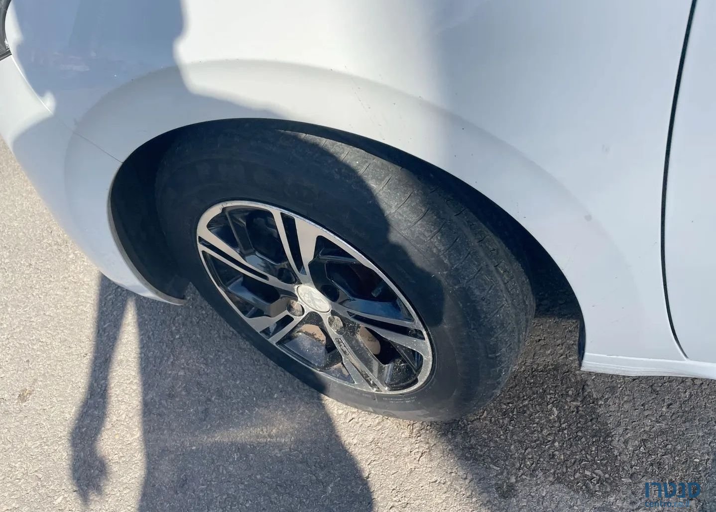 2020' Peugeot 208 פיג'ו photo #5