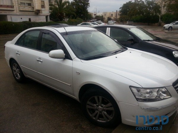 2008' Hyundai Sonata photo #1