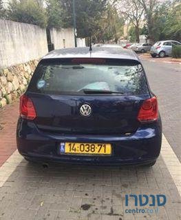 2010' Volkswagen Polo photo #4