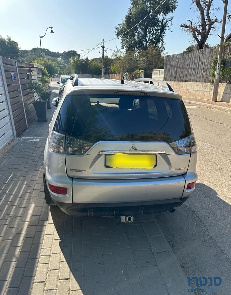 2012' Mitsubishi Outlander מיצובישי אאוטלנדר photo #3