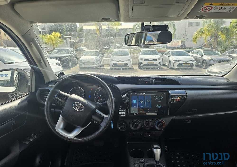 2020' Toyota Hilux טויוטה היילקס photo #4