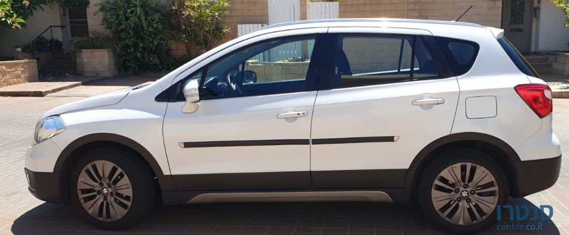 2015' Suzuki SX4 סוזוקי Sx4 קרוסאובר photo #1