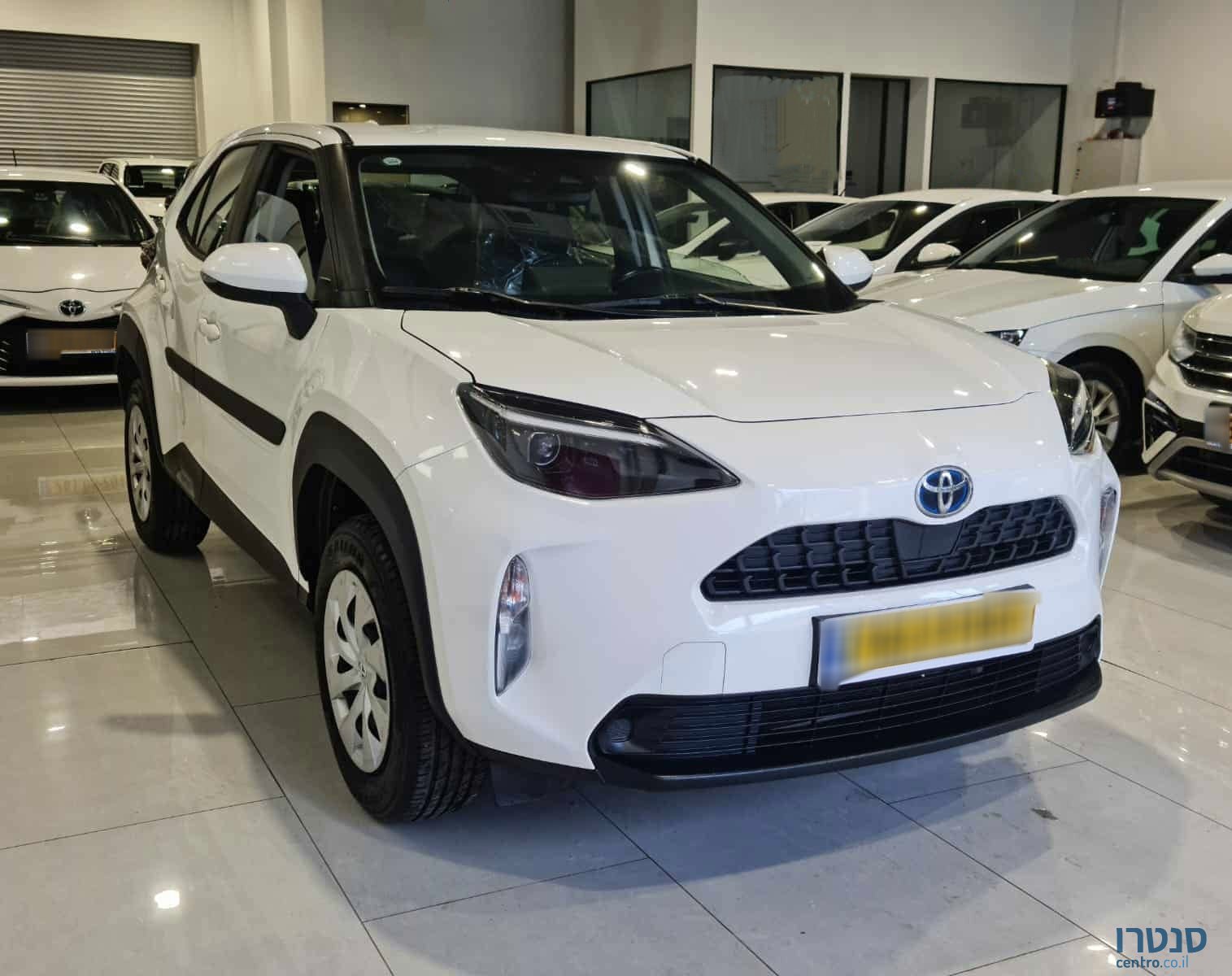 2022' Toyota Yaris Cross photo #2