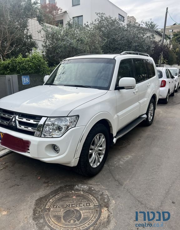 2014' Mitsubishi Pajero מיצובישי פג'רו photo #6