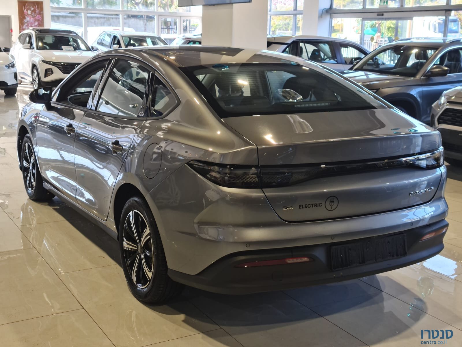 2025' BYD Seal 5 photo #2