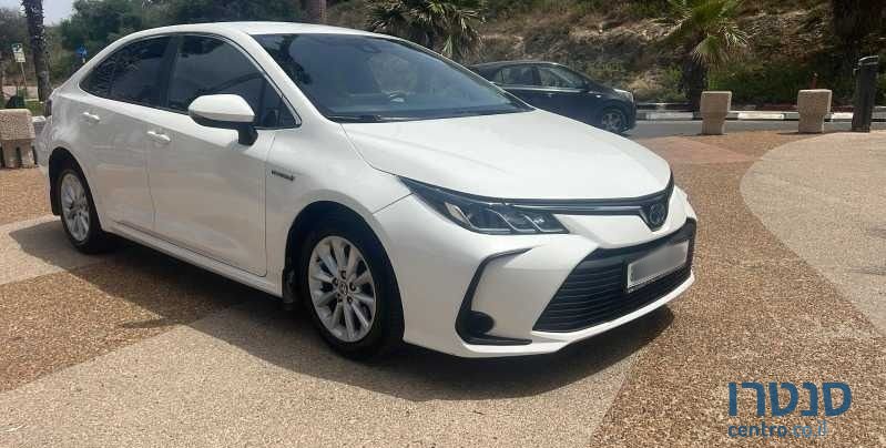 2021' Toyota Corolla טויוטה קורולה photo #2