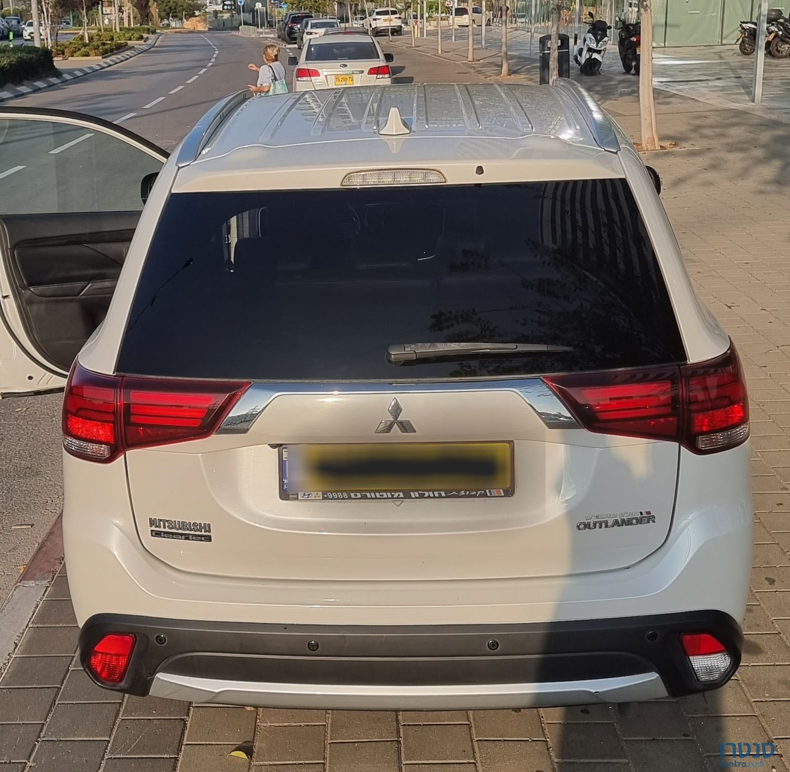 2018' Mitsubishi Outlander מיצובישי אאוטלנדר photo #6