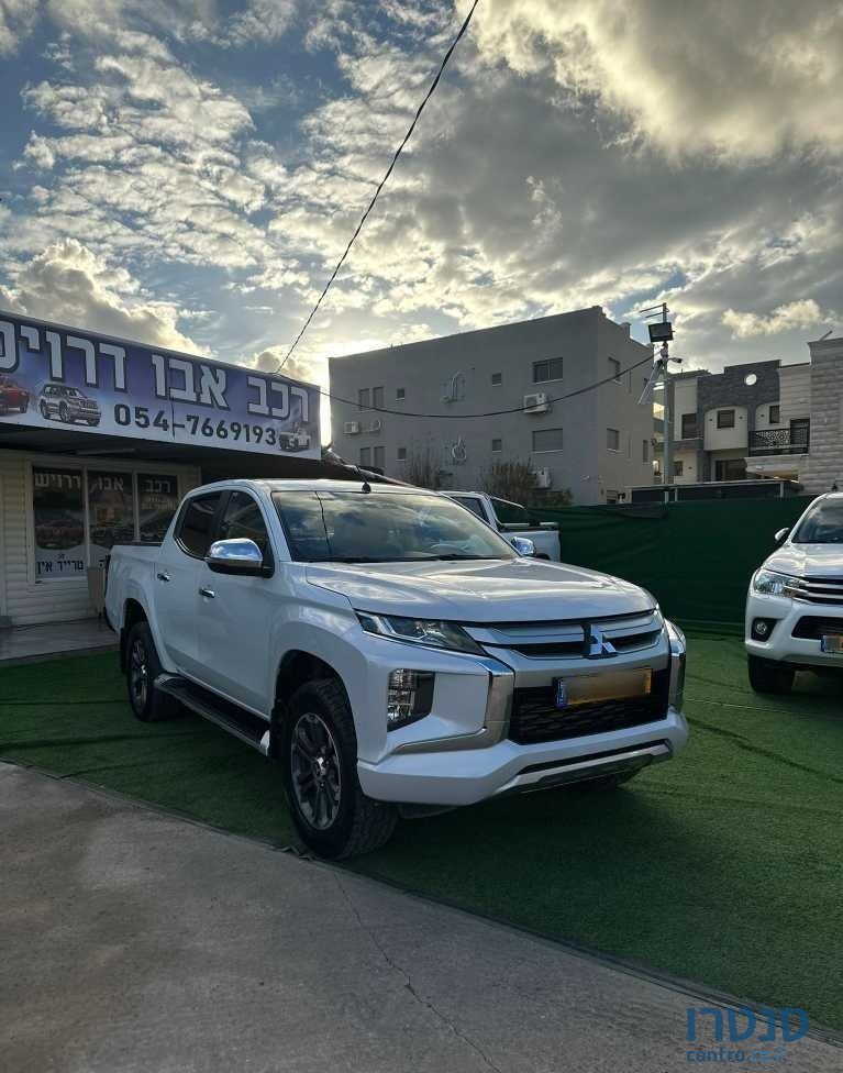 2022' Mitsubishi L200 4X4 מיצובישי טרייטון photo #5