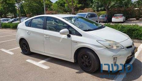2012' Toyota Prius טויוטה פריוס photo #3