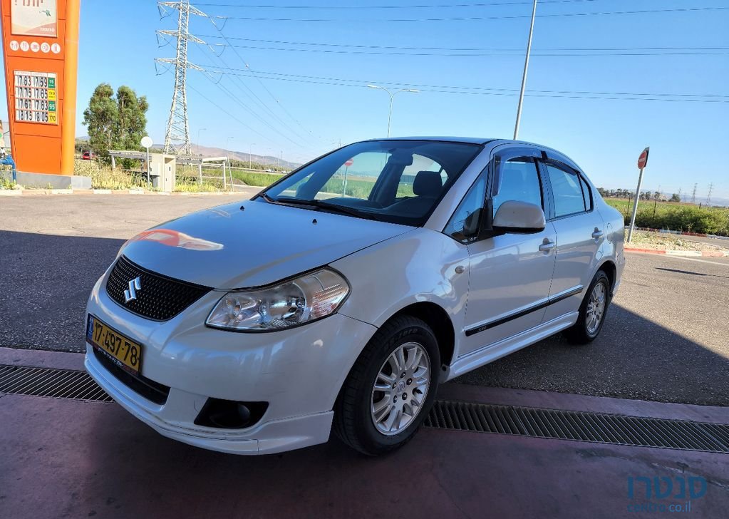 2011' Suzuki SX4 סוזוקי photo #1