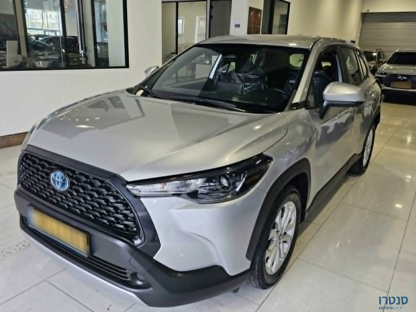 2023' Toyota Corolla Cross photo #1