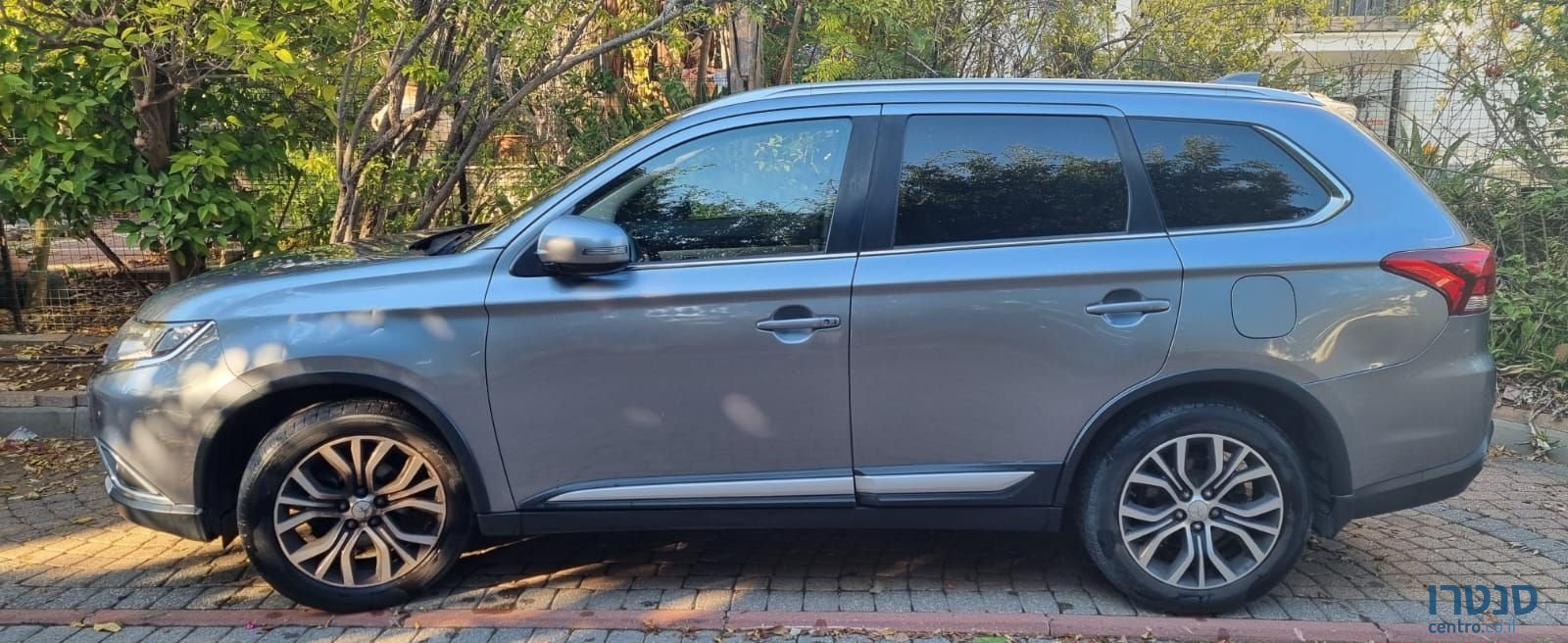 2017' Mitsubishi Outlander מיצובישי אאוטלנדר photo #1