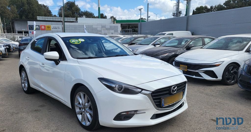 2019' Mazda 3 מאזדה photo #1
