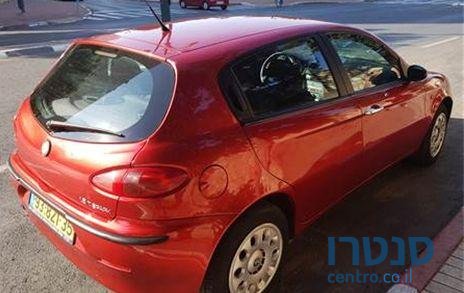 2002' Alfa Romeo 147 אלפא רומאו photo #2