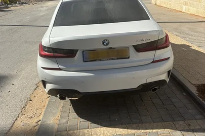 2022' BMW 330 ב.מ.וו