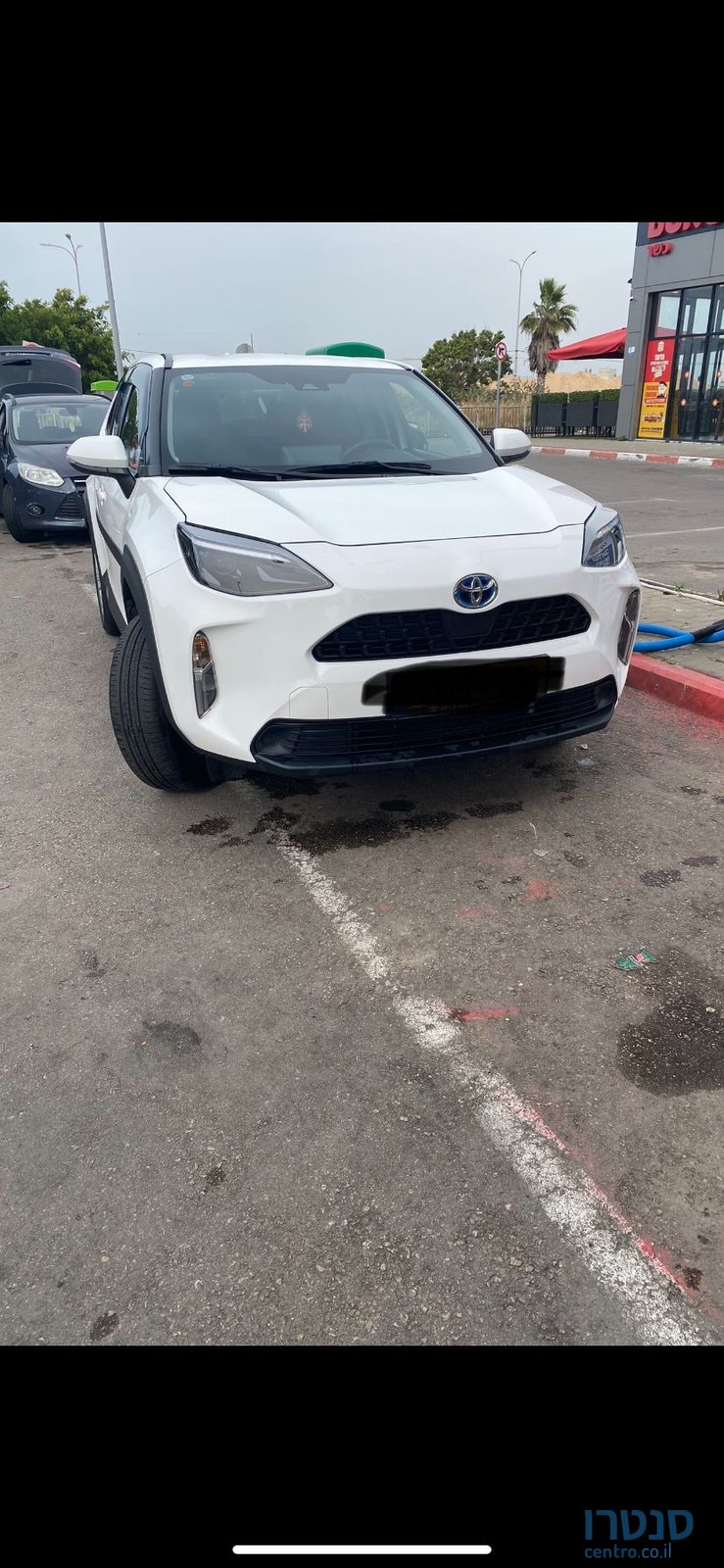 2022' Toyota Yaris Cross Урбан photo #2