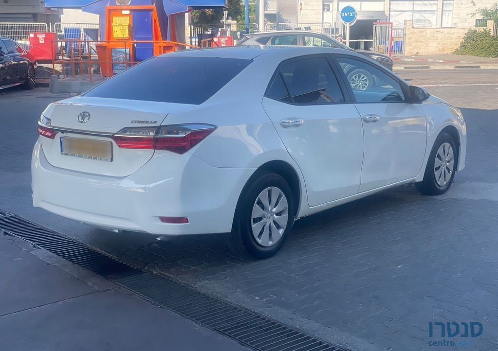 2018' Toyota Corolla טויוטה קורולה photo #5