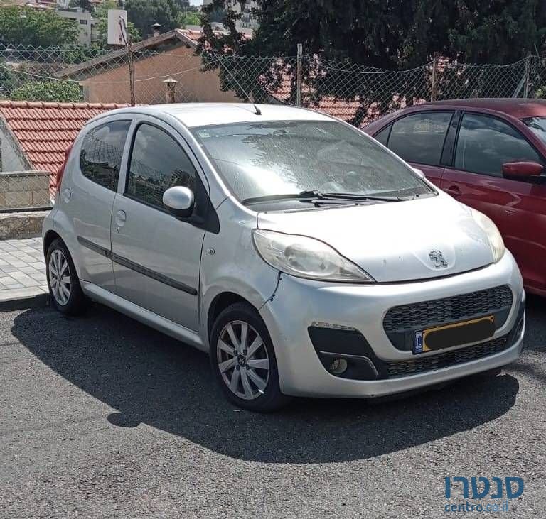 2012' Peugeot 107 פיג'ו photo #1