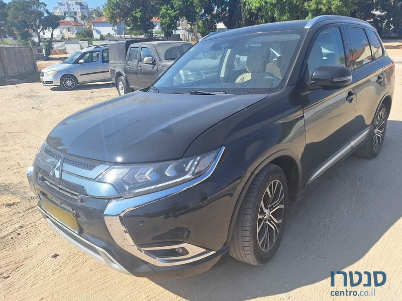 2018' Mitsubishi Outlander מיצובישי אאוטלנדר photo #1