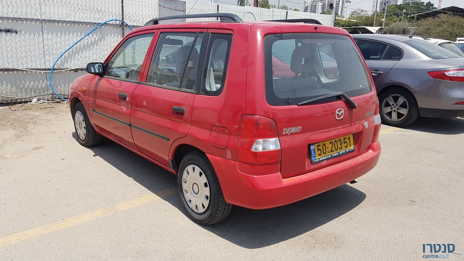 2003' Mazda Demio photo #3