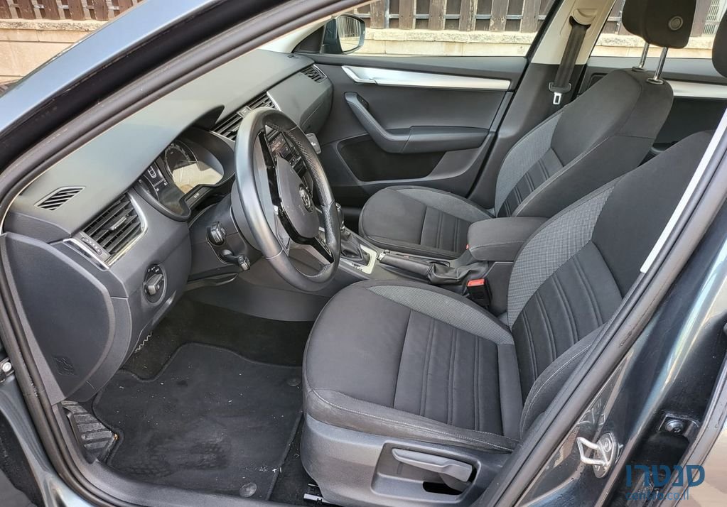 2019' Skoda Octavia סקודה אוקטביה photo #3