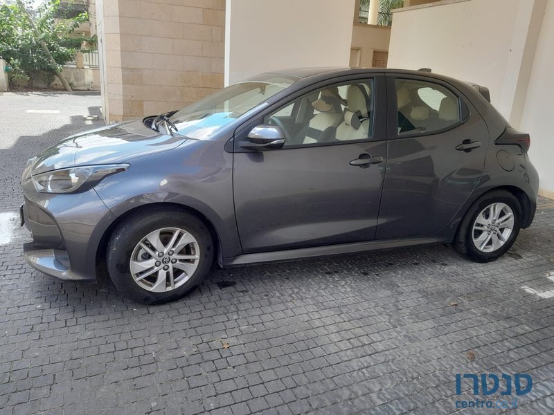 2022' Toyota Yaris טויוטה יאריס photo #1