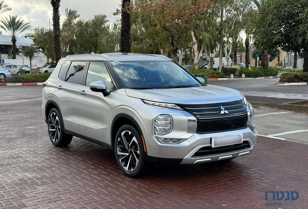 2023' Mitsubishi Outlander מיצובישי אאוטלנדר photo #5