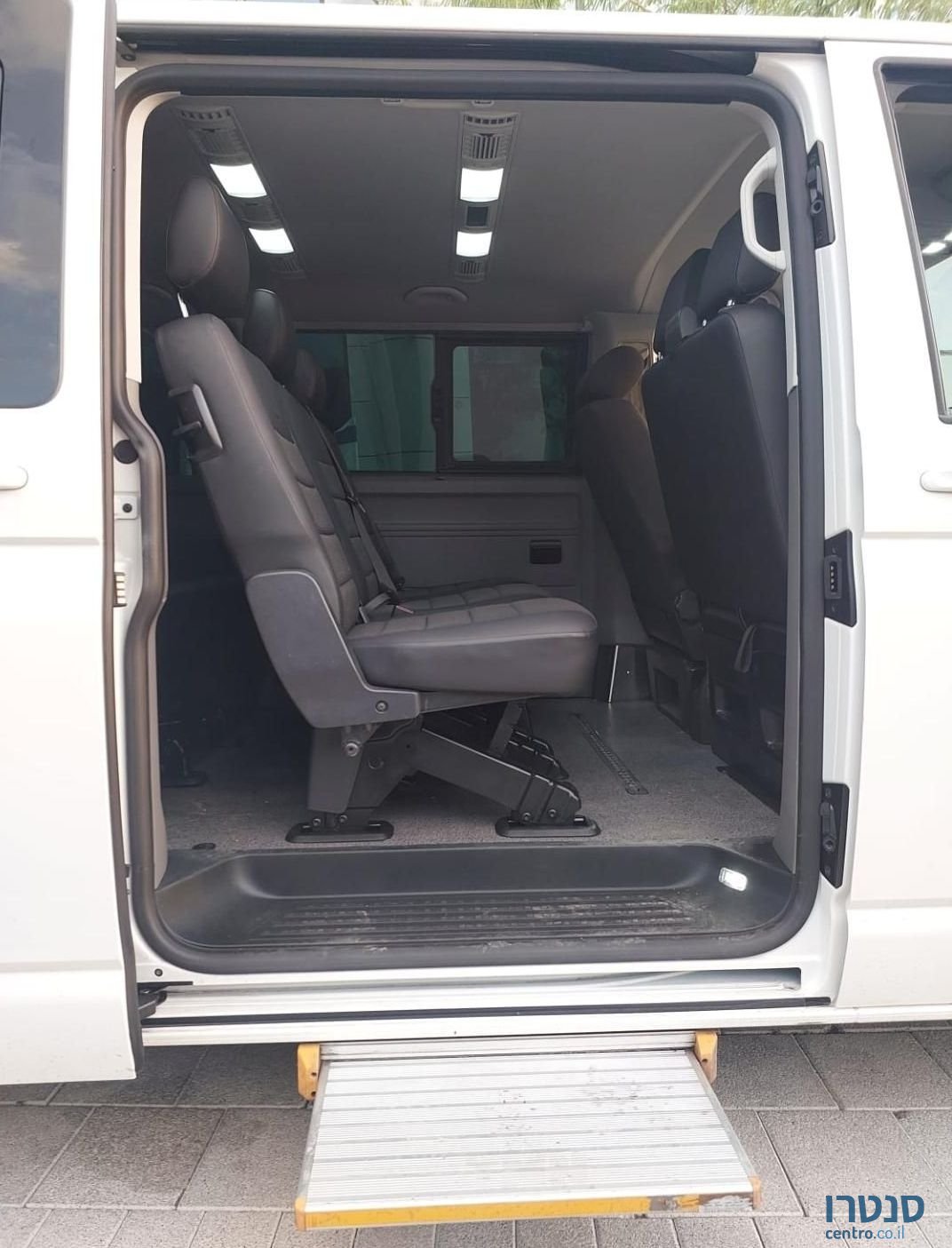 2023' Volkswagen Caravelle פולקסווגן קראוול photo #4