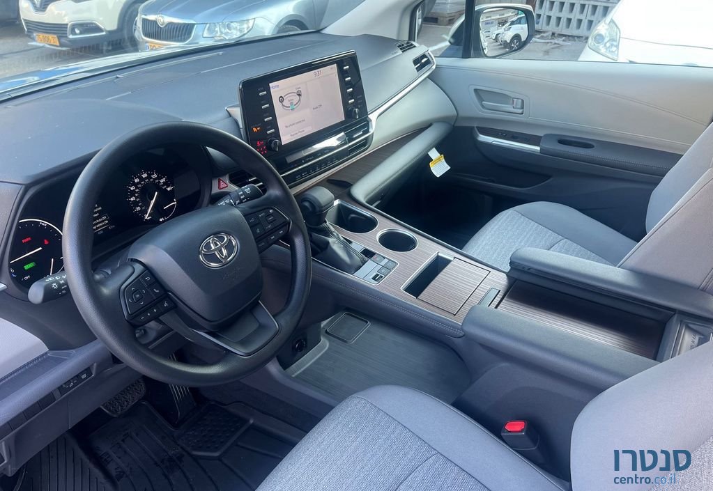 2023' Toyota Sienna טויוטה סיינה photo #4