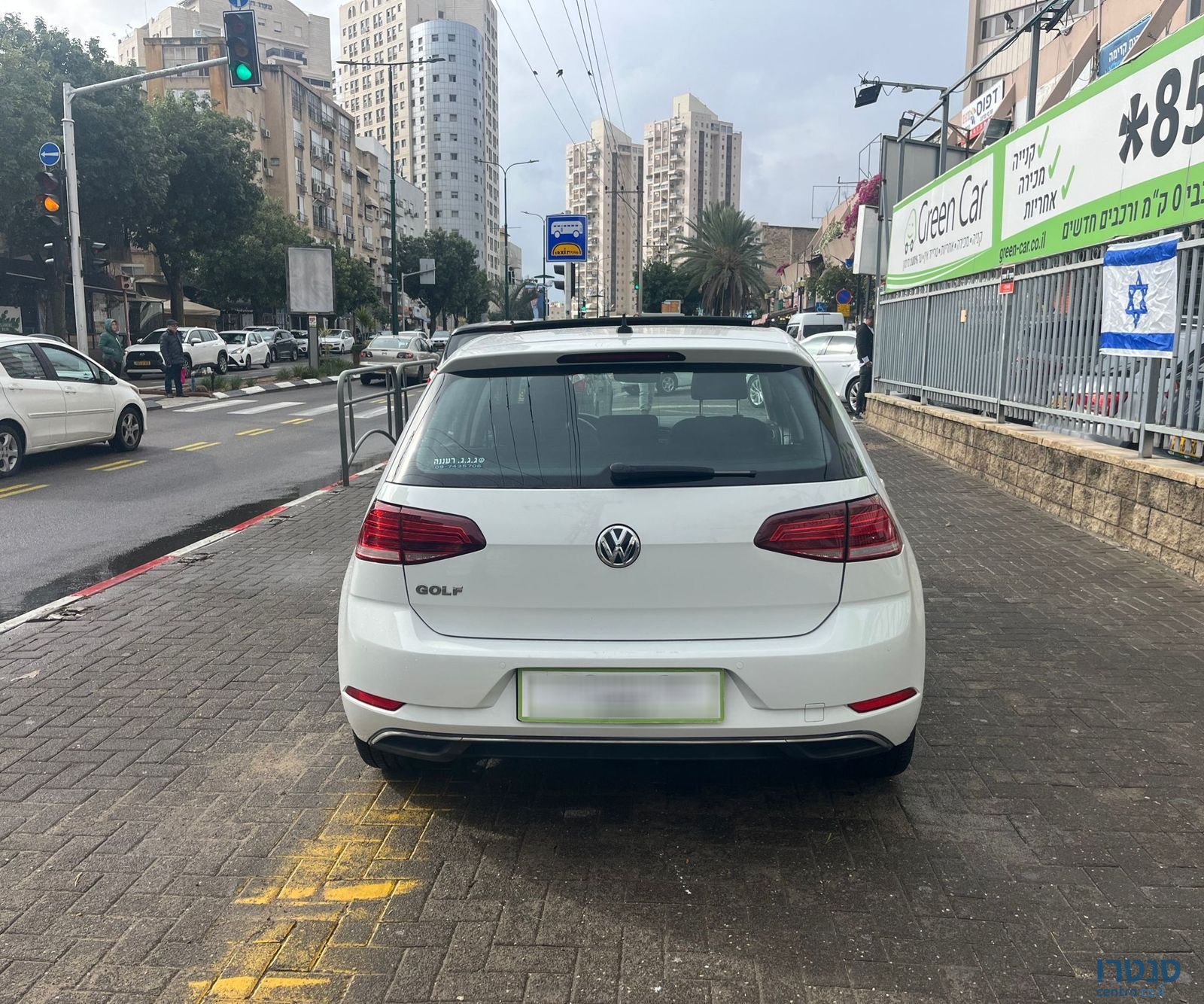 2019' Volkswagen Golf photo #6